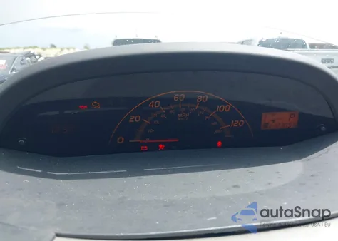 2009 Toyota Yaris z USA, uszkodzony, nr VIN JTDKT903395244479